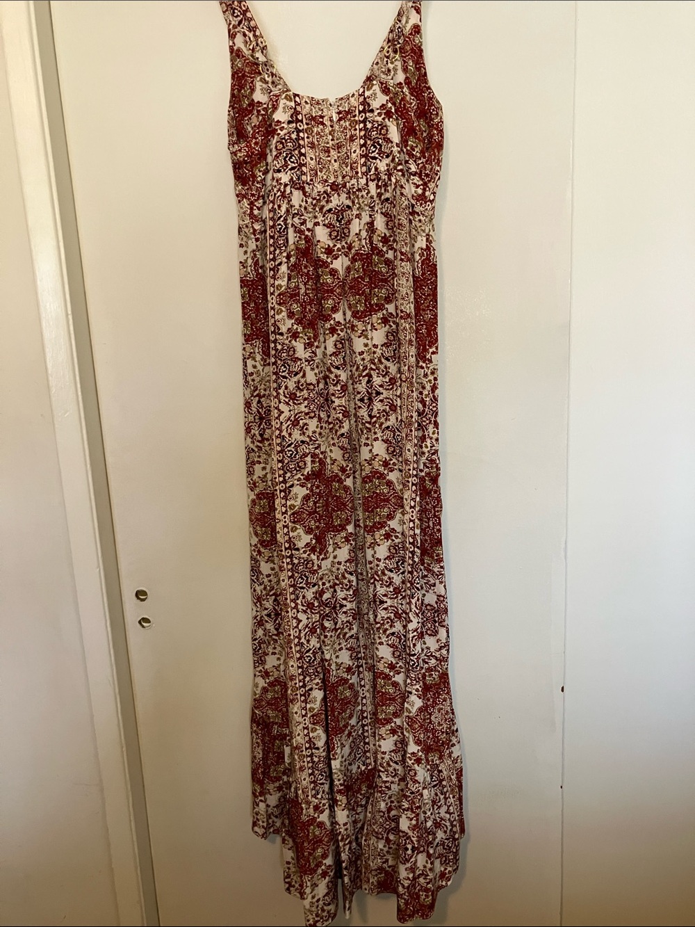 L'AGENCE Red and White Paisley V-Neck Maxi Dress - Picture 3 of 4
